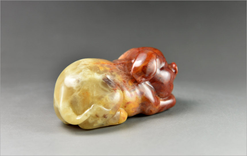 精品十二生肖之 寿山杜陵石《猪》摆件 雕工精细 逼真 品种石 - 拍卖