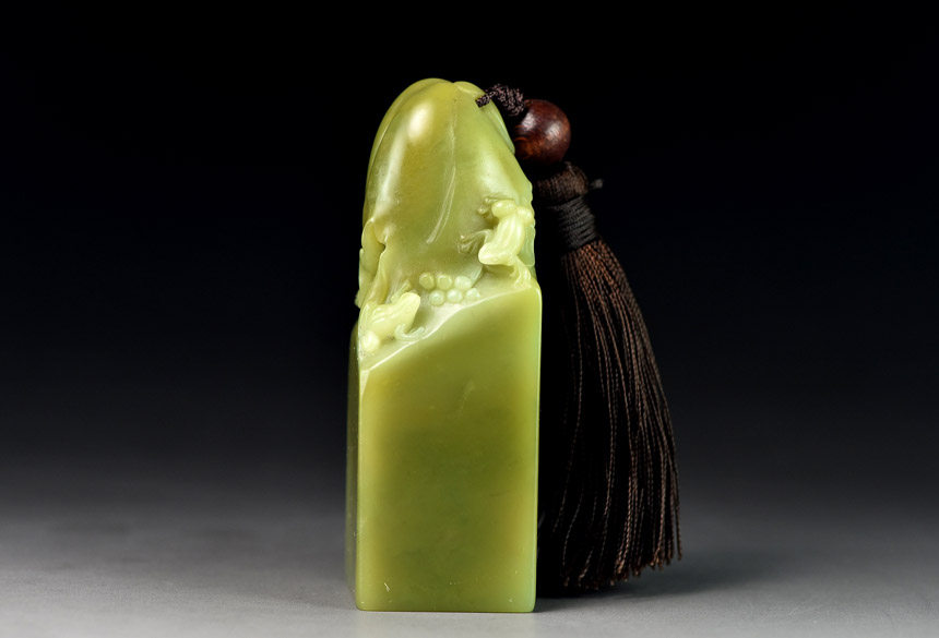 【即拍即得】寿山石 月尾绿《蛙趣》印章 色泽票 精品收藏