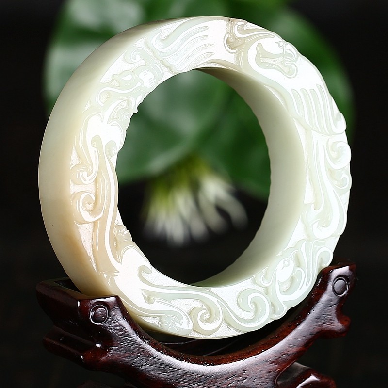 【龙凤呈祥】新疆玉石雕刻大师【王维红】和田玉手镯重129克