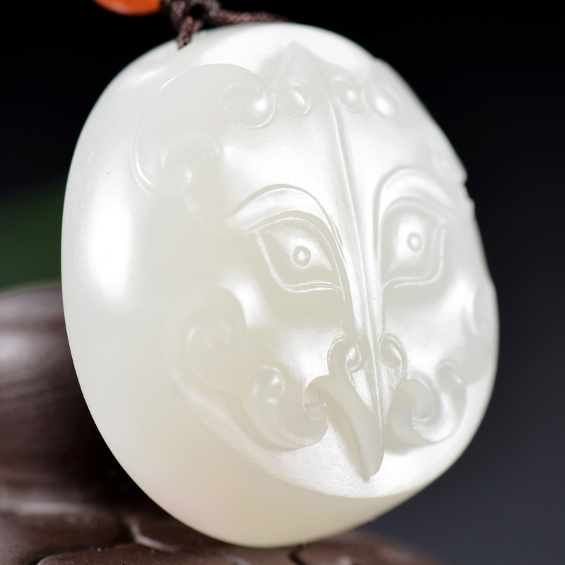 江苏省玉雕大师叶清工作室作品 和田玉籽玉虎面 兽面挂件11.8g