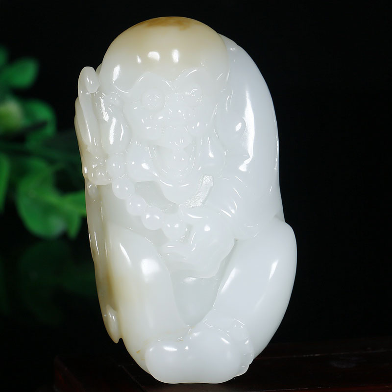 海派玉雕大师崔哲豪作品和田玉羊脂玉手把件降龙罗汉121克