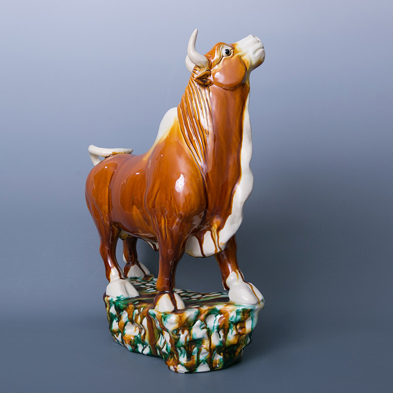 唐三彩国家级非遗传承人高水旺 牛气冲天