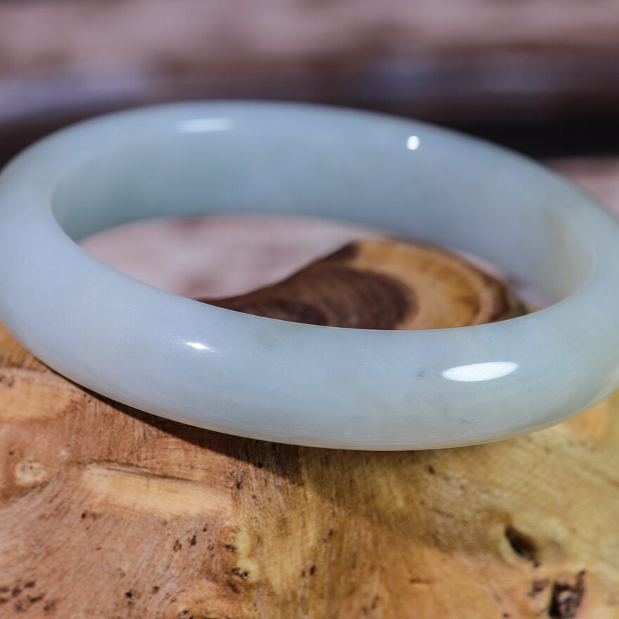 源头直供《奶白平安手镯》 精品独山玉手镯 40.01g 内径55mm