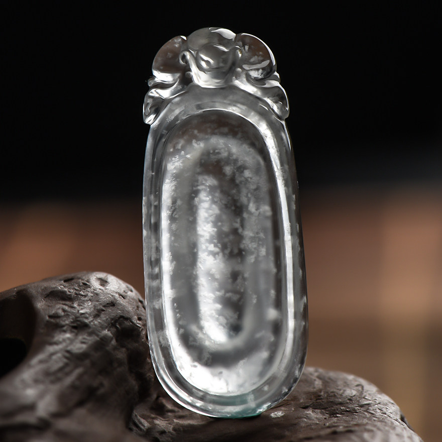 【天降鸿福】a货翡翠老坑玻璃种木那料雪花棉福贝挂件 5.56g