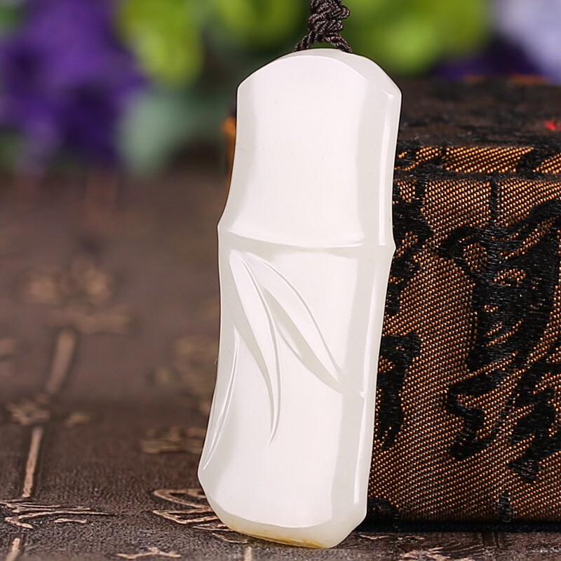 国家级玉雕大师【陈冠军】作品和田玉白玉节节高升挂件重20.202克