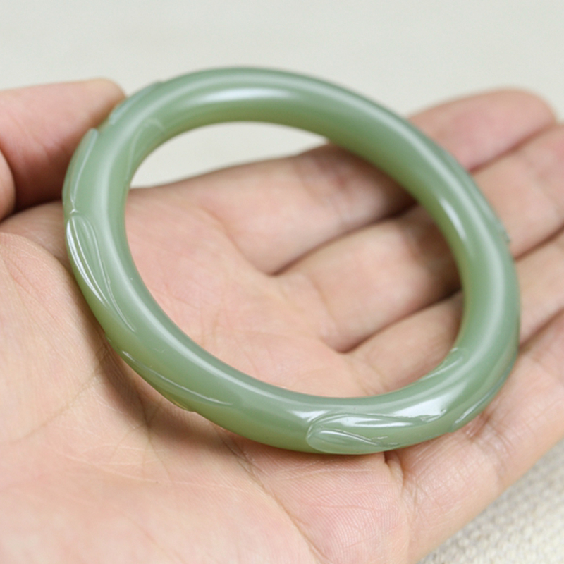 【即刻拍】精品细料 和田玉碧玉鸭蛋青雕花竹节手镯内径54.2mm