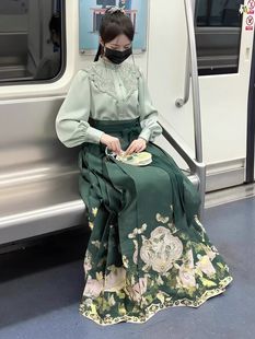 【落花如雪】新中式国风套装汉服领对襟衬衫绿色马面裙套装裙女
