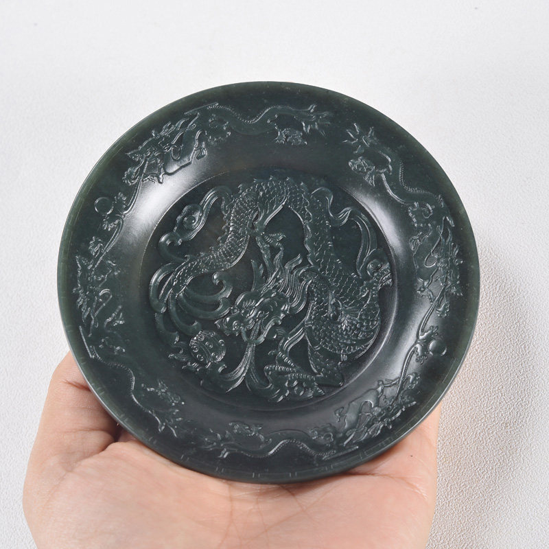 【龙腾盛世】和田玉青玉盘 102g 玉质细腻 精工雕刻