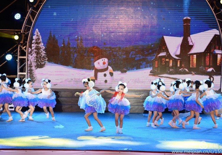 六一儿童演出服下雪了幼儿园女童蓬蓬纱裙公主裙雪宝宝舞蹈表演服