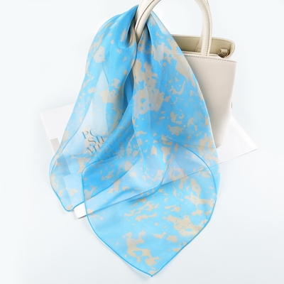 天蓝色桑蚕丝丝巾小方巾小清新女士正方形文艺春秋新款纯真丝围巾