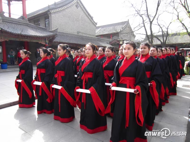 洛阳科技古装万人汉服活动开学典礼拜师礼国学服装大初高中表演出