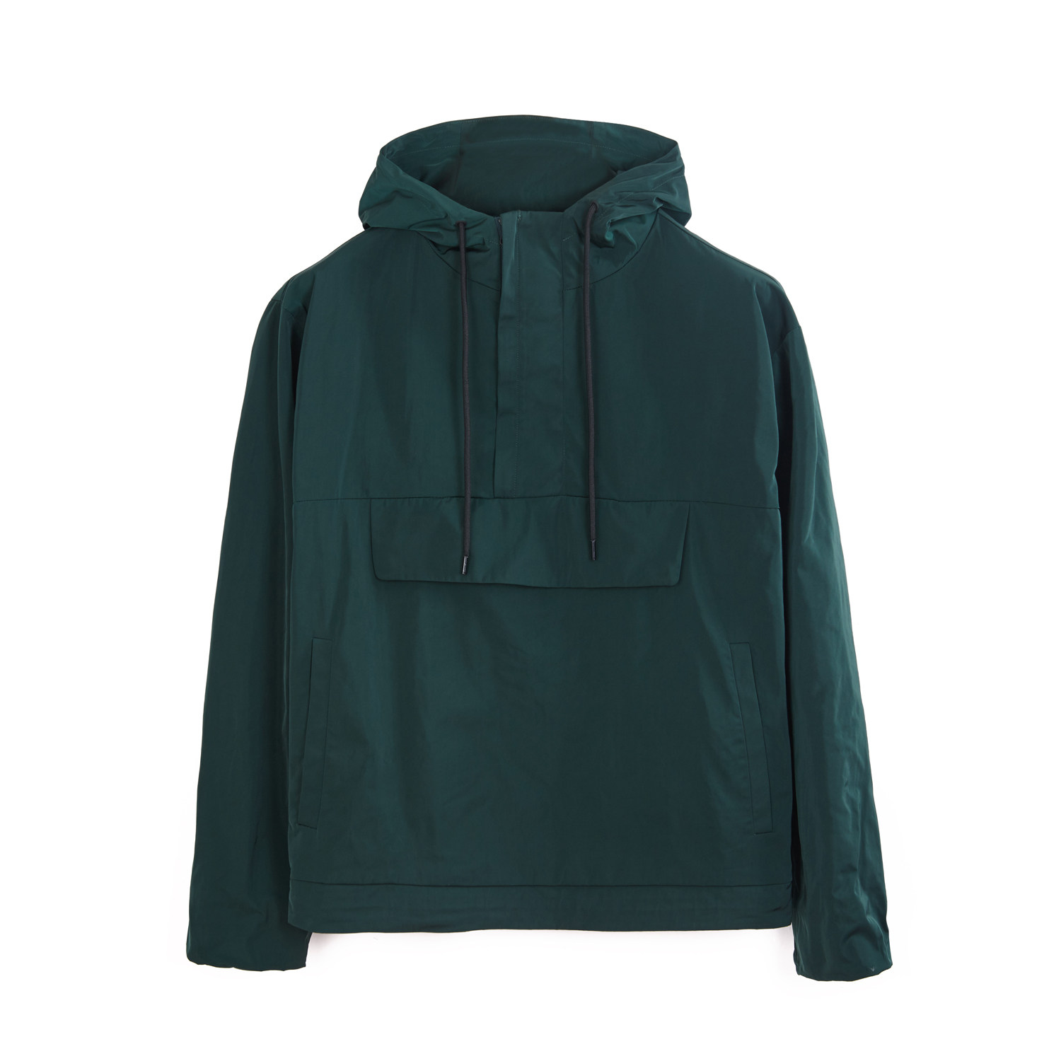 新型套头连帽夹克款式,前中饰有半开拉链设计,选用聚酯纤维面料布质