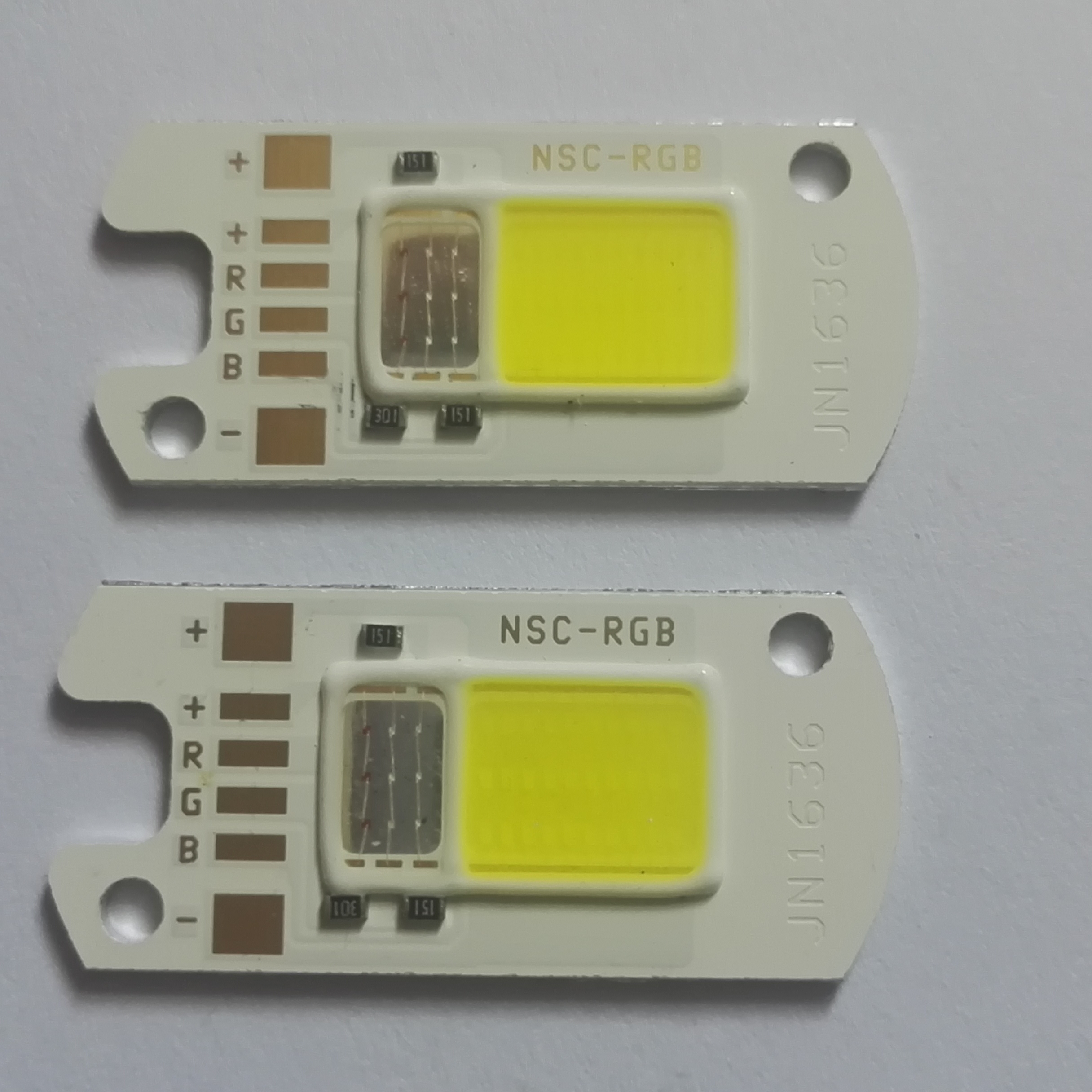 清仓处理9-12伏汽车灯cob灯珠15瓦24瓦led cob白光红蓝绿光