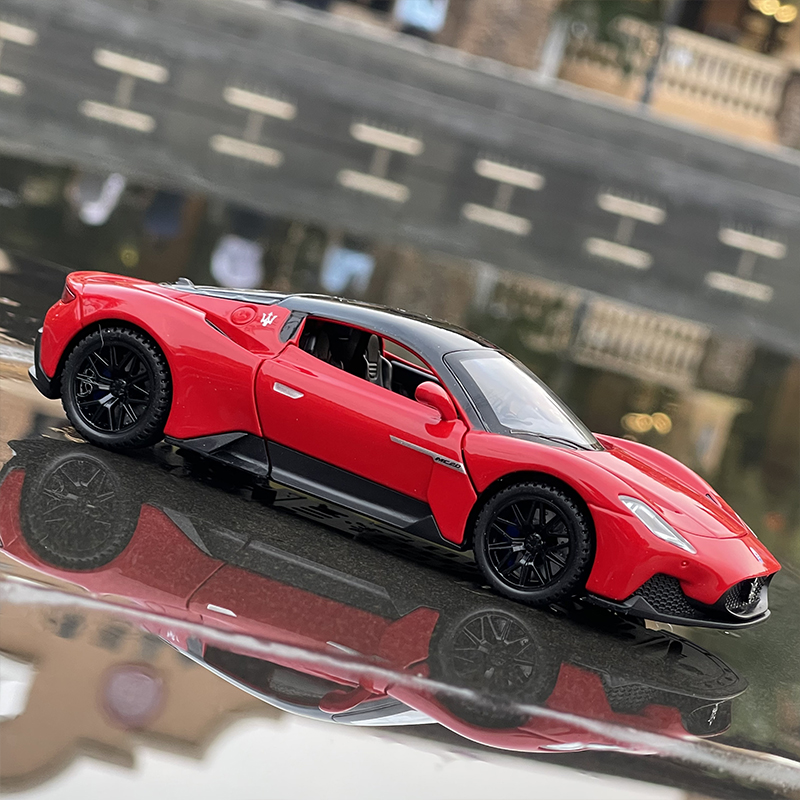 1:32玛莎拉蒂mc20汽车模型仿真合金跑车收藏摆件儿童回力玩具车礼