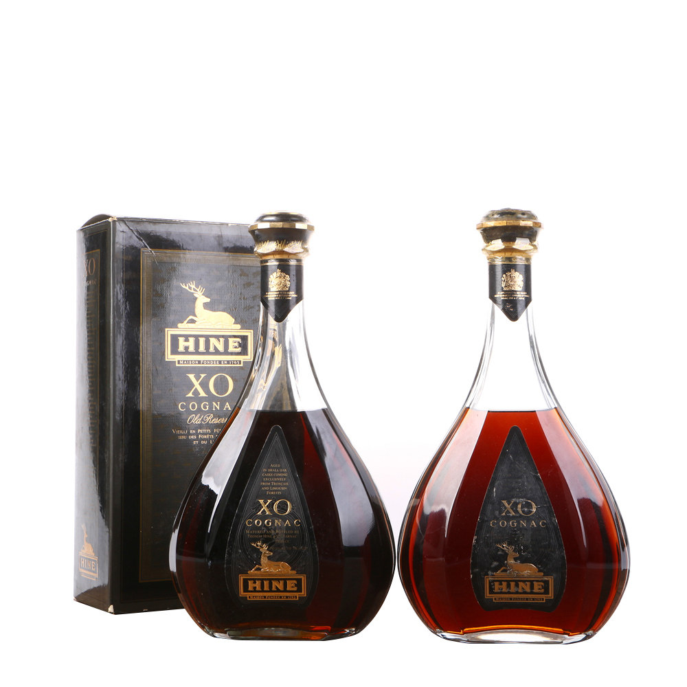 52/90年代法国御鹿xo干邑白兰地40度1000ml2瓶老洋酒