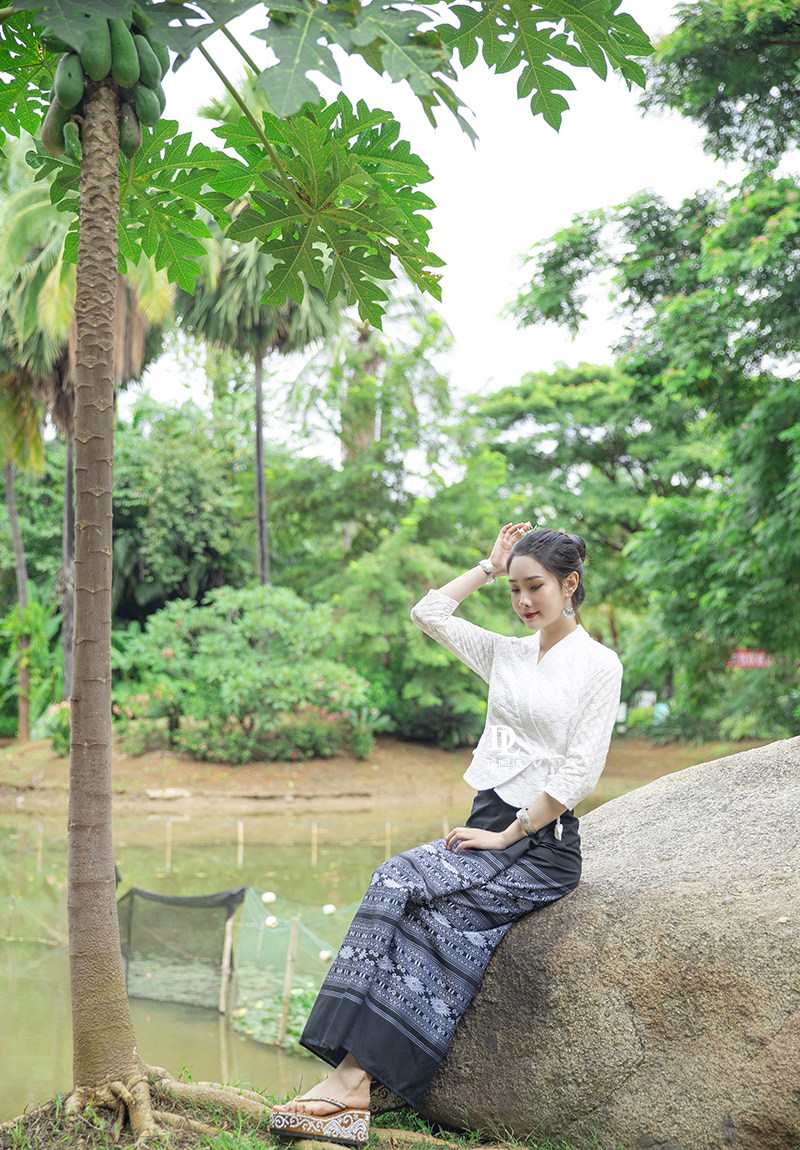 哆哩傣傣族服饰的优惠券大全