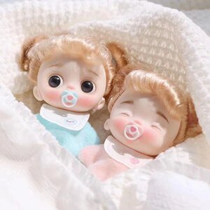 新可爱baby仿真奶嘴娃娃ob11迷糊bjd关节可动迷你手办摆件女玩具