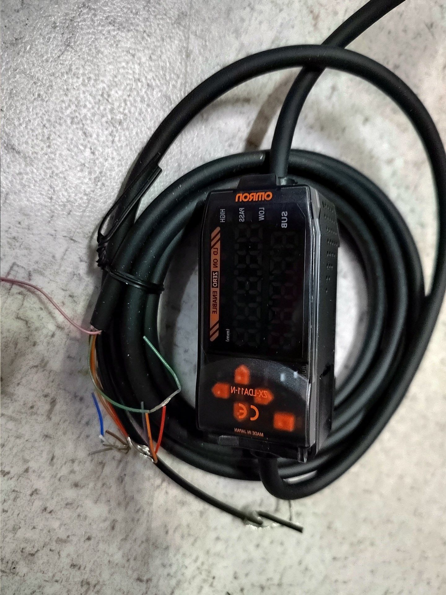 欧姆龙传感器zxlda11n全新无包包装一个实物拍摄其他气动元件