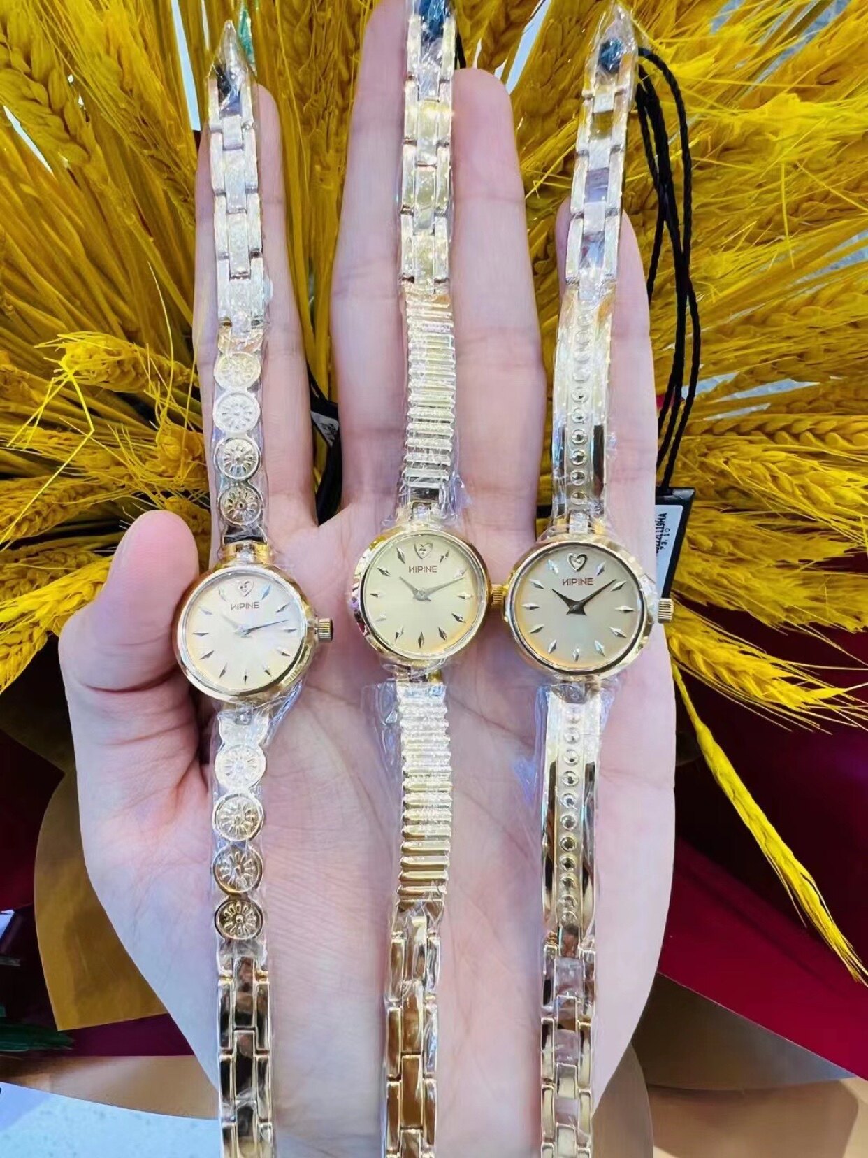 足金女士金表女纯金999小金表瑞士石英机芯正品防水手镯黄金手表