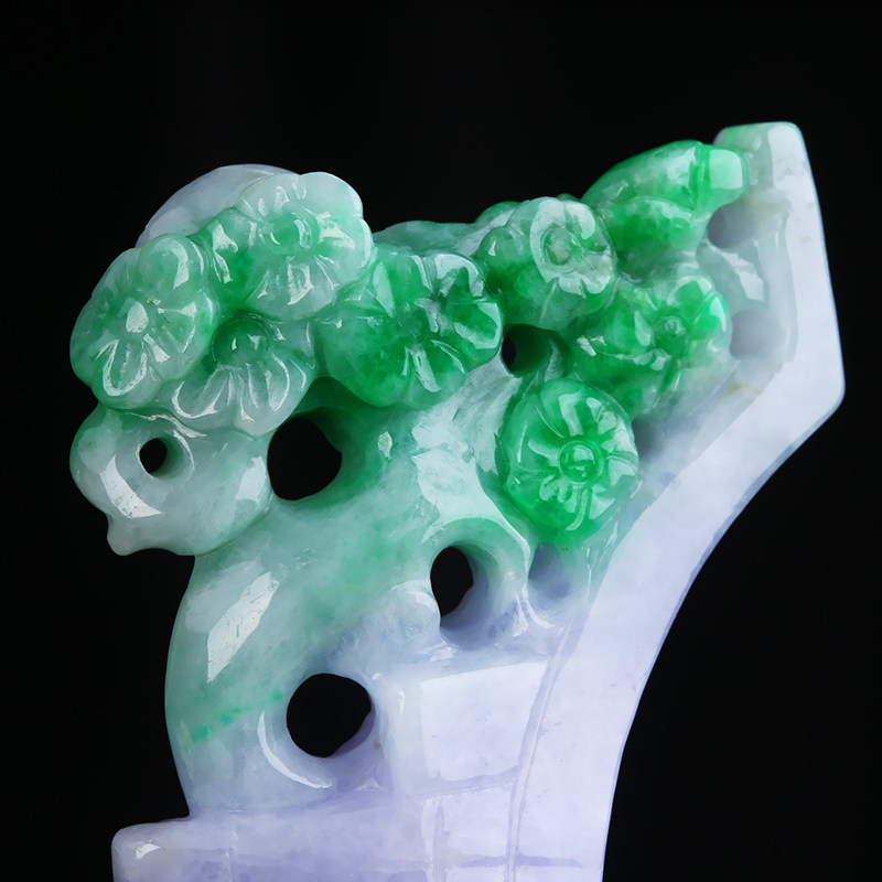 冰糯种双色缅甸翡翠a货梅花摆件70.15克