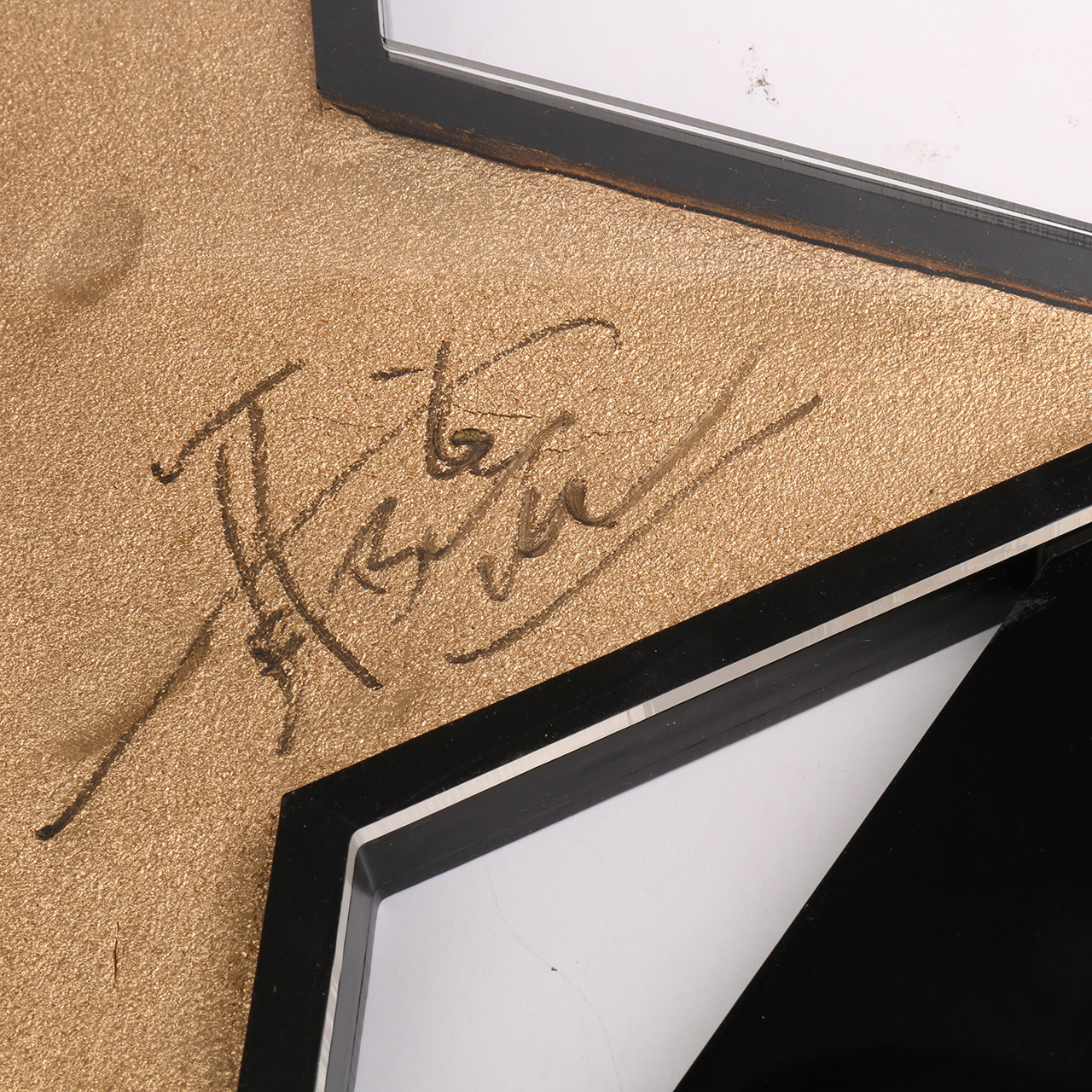 芭莎公益星设计明星大使贾乃亮亲笔签名手印