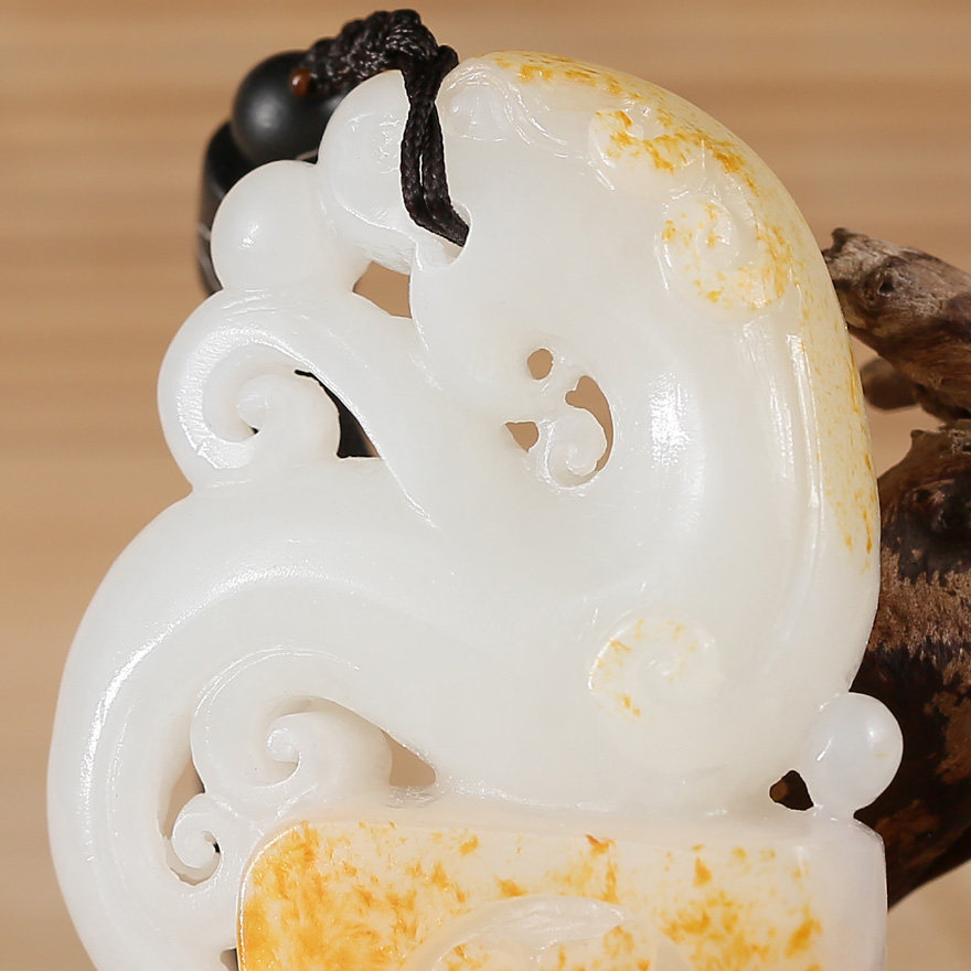 姑苏国玉苏工玉雕名家陈波 和田玉挂件洪福齐天 赐福加持