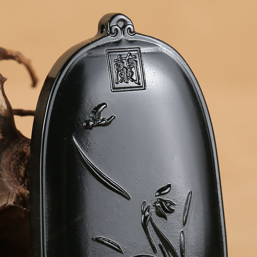 苏工省级玉雕大师于士荣 和田玉挂件 兰花 和平寺赐福