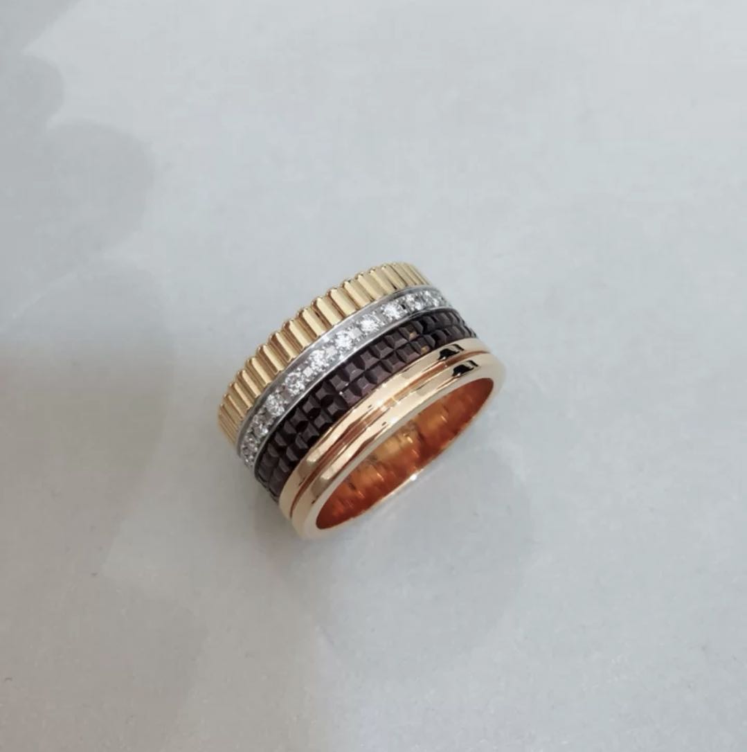 代购 boucheron宝诗龙 quatre系列经典款棕色8圈钻石戒指jrg00623