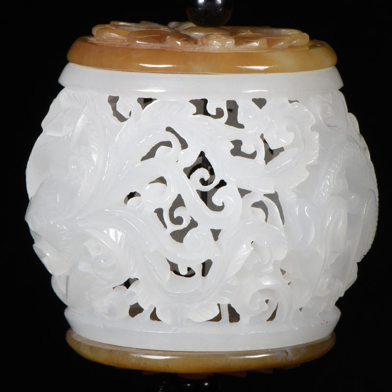 省级玉雕大师时晓印作品 和田玉 龙游天下灯笼 103.90克