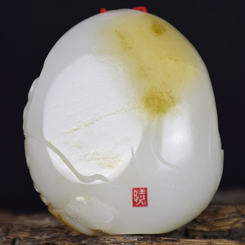 省级玉雕大师时晓印作品 和田玉 裸女挂件 61.34克