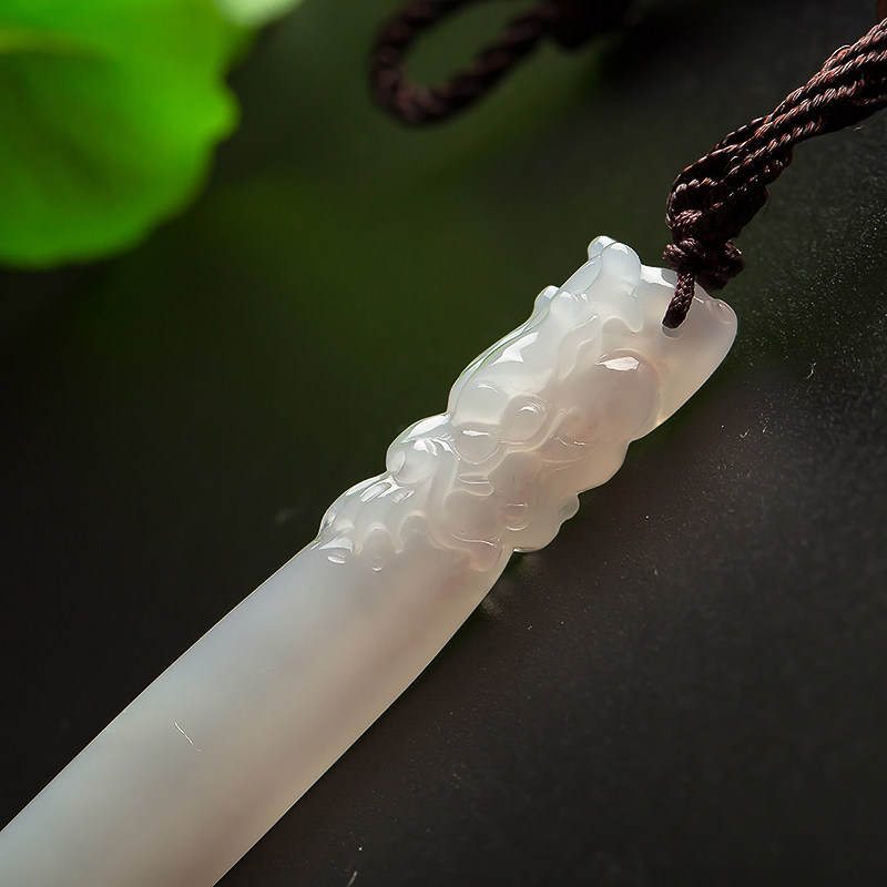 赵玉谦工作室作品 恒盛元翡翠 a货 冰糯种龙头棒18.80g(含绳子)