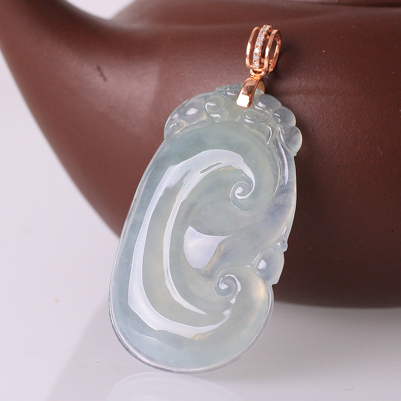 18k金钻吊扣老坑冰种如意翡翠挂件 8.07g 21017