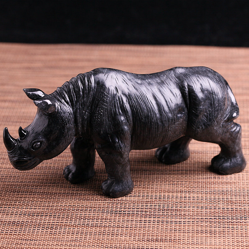 特色老坑墨招财翠犀牛小摆件 550g