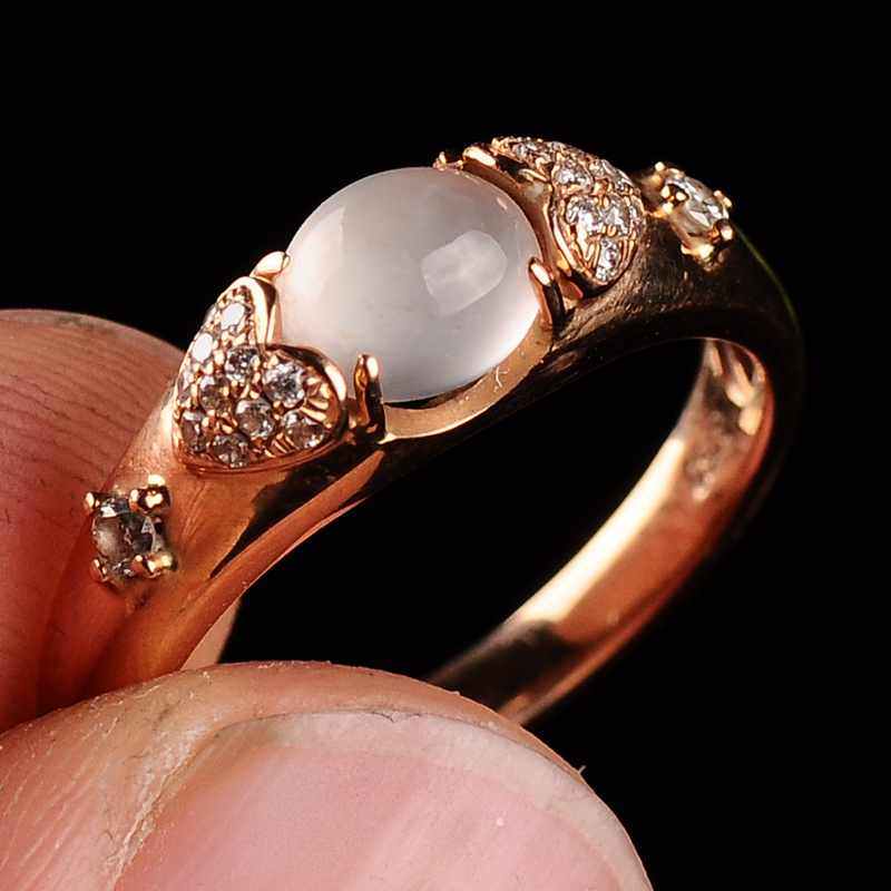 18k金镶钻冰种卡地亚款翡翠戒指 指环17号 3.82克 080033