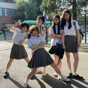 新款高货白色衬衫女夏季短袖通勤上衣jk内搭高中学生毕业班服校服