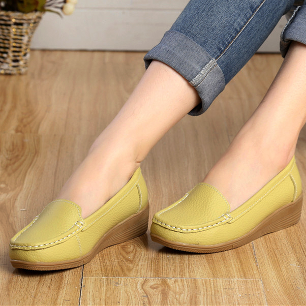 Spring With slope Single shoes Mom shoes genuine leather soft sole comfortable Doug shoes Casual shoes Ladies leather shoes Nurse shoes whitein the Women's Shoes, Low shoes category - from Buy2taobao.com to provide professional Taobao agent buy service