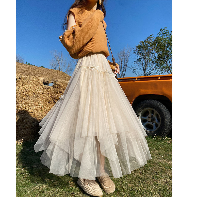 伊纯路旗舰店的优惠券大全—白色纱裙女高腰不规则半身裙春秋季新款