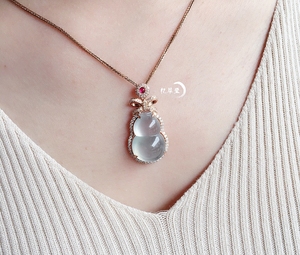 冰种葫芦吊坠镶嵌图片