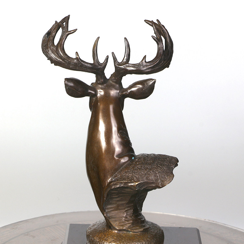 工美大师周长海 仿古铜器鹿头摆件