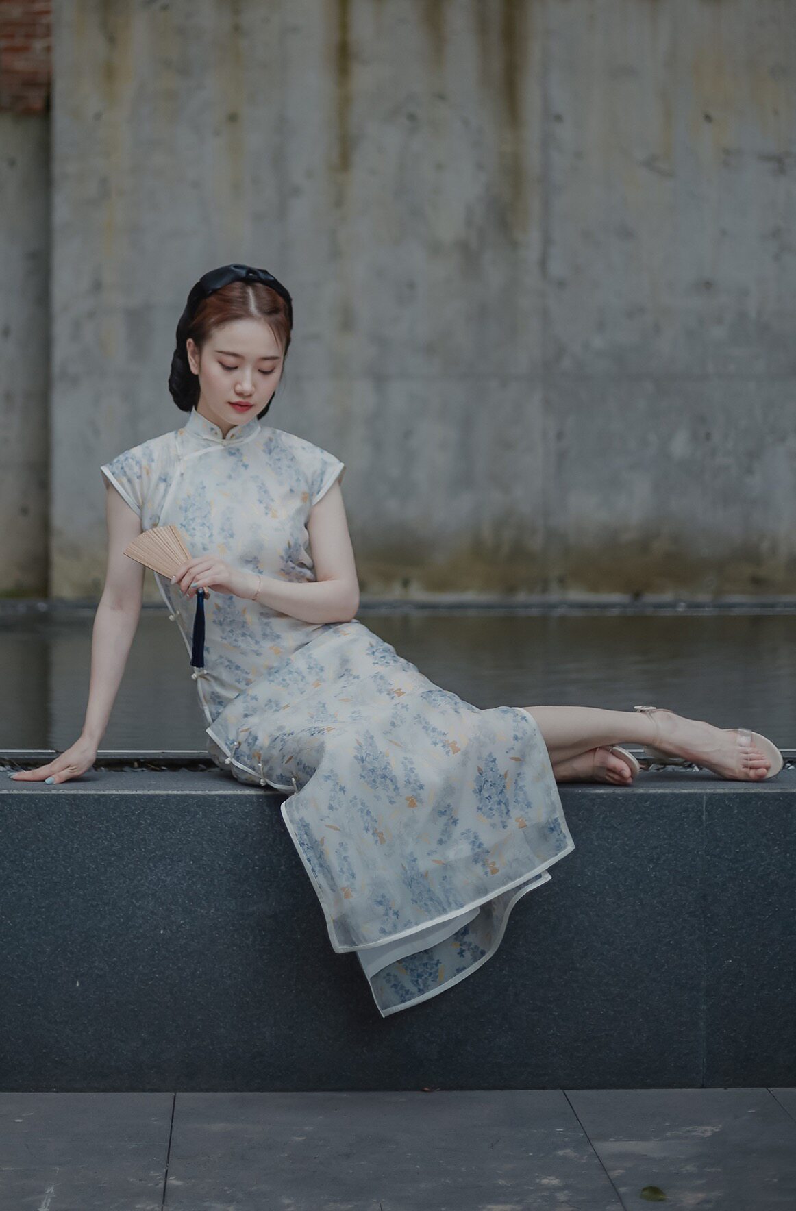 限时赏味设计民国无袖少女开襟全盘扣长旗袍紫藤萝复古文艺