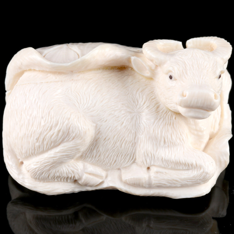 51.74克【立体雕刻生肖牛】猛犸象牙摆件 佛法加持