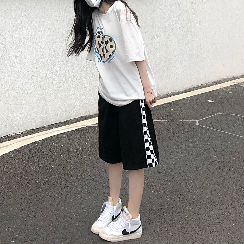 ins Ultra-fire motion shorts Korean Edition student Easy Show thin Versatile Thin section Wide leg leisure time Five point pantsin the Women's clothing/Boutique , Pants , Casual pants category - from Buy2taobao.com to provide professional Taobao agent buy service