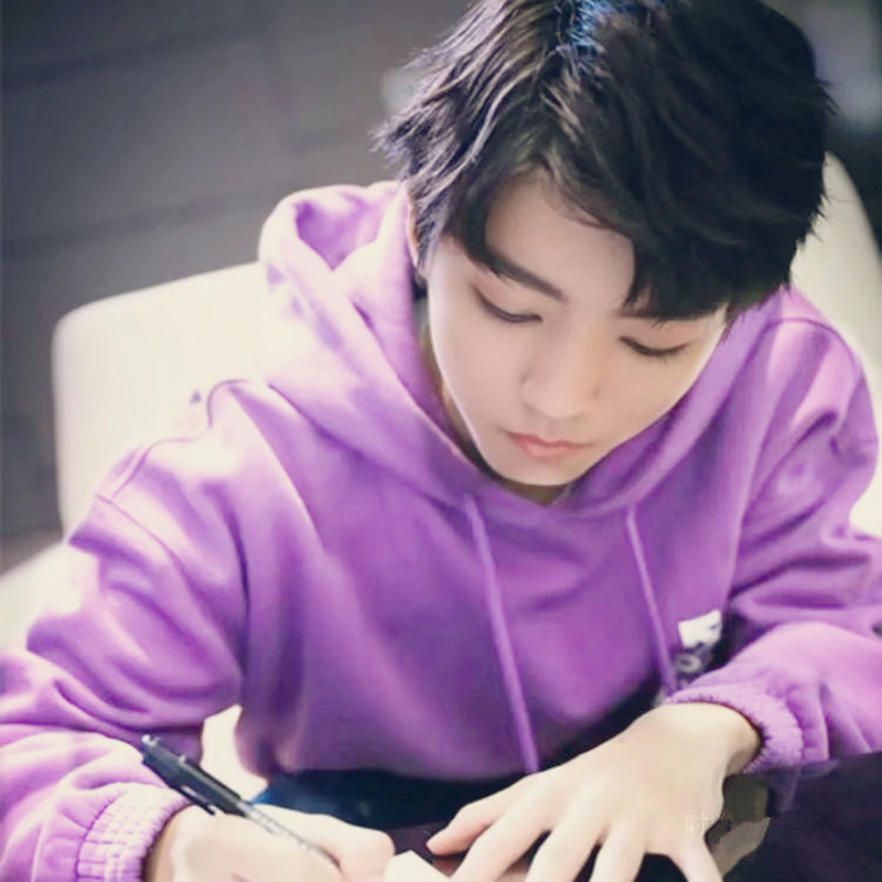 清仓捡漏王俊凯同款衣服加绒卫衣女学生运动服帽衫情侣装外套男潮