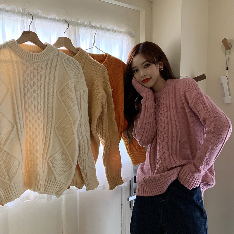 藕粉色毛衣女