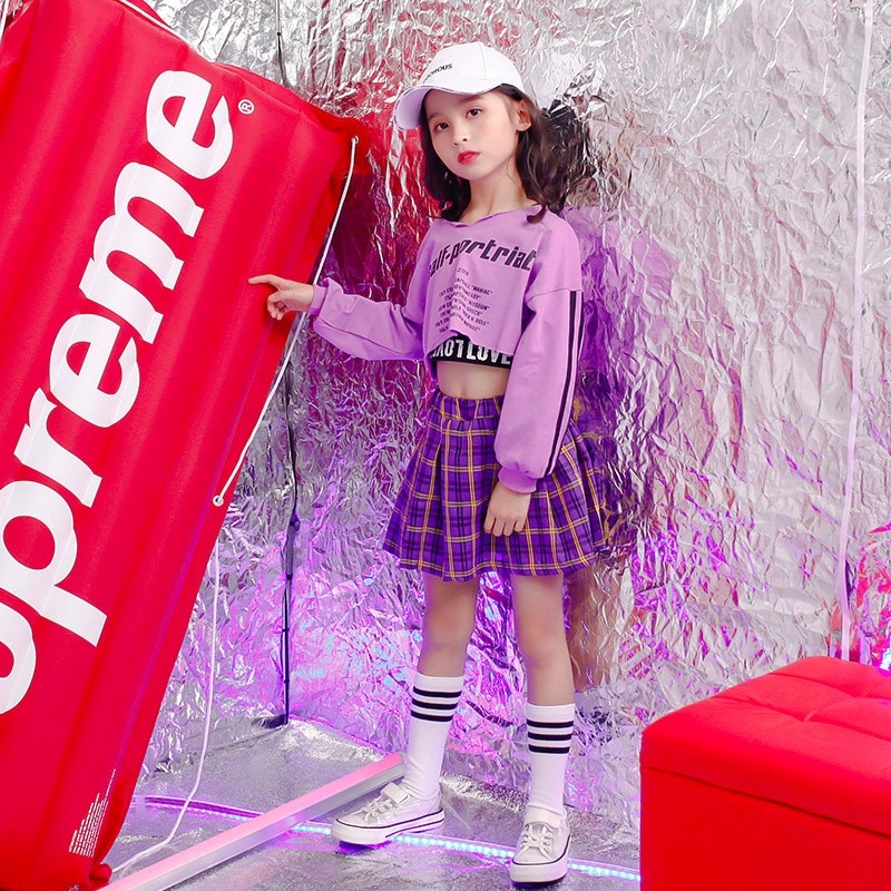 元旦走秀女童模特霸气潮服t台走秀女童炫酷街舞服装儿童酷帅演出