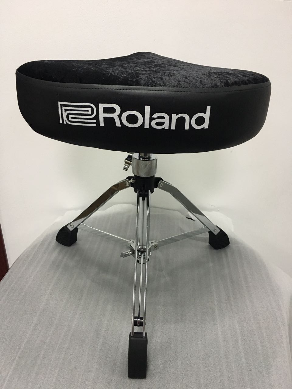 罗兰 /Roland 11k 11kv原装架子鼓 鼓凳 鼓椅 鼓坐 电子鼓凳|msdalam kategori Alat muzik/Guitar/Piano/Fitting, Alat alat muzik/Zhou Bian, 乐器周边 - dari Buy2taobao.com untuk memberikan perkhidmatan ejen Taobao profesional membeli