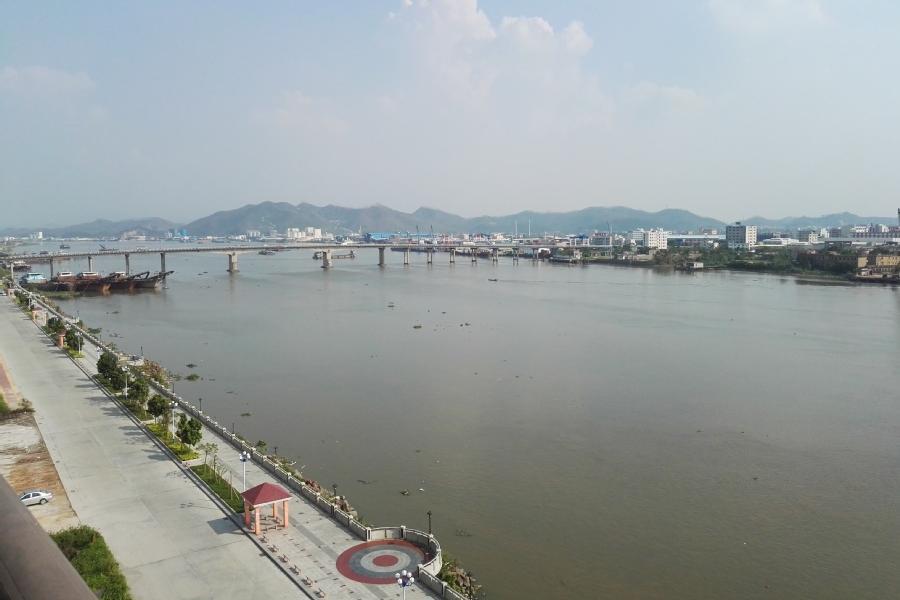 开平市水口镇大福中路138号海涛湾第6幢804房