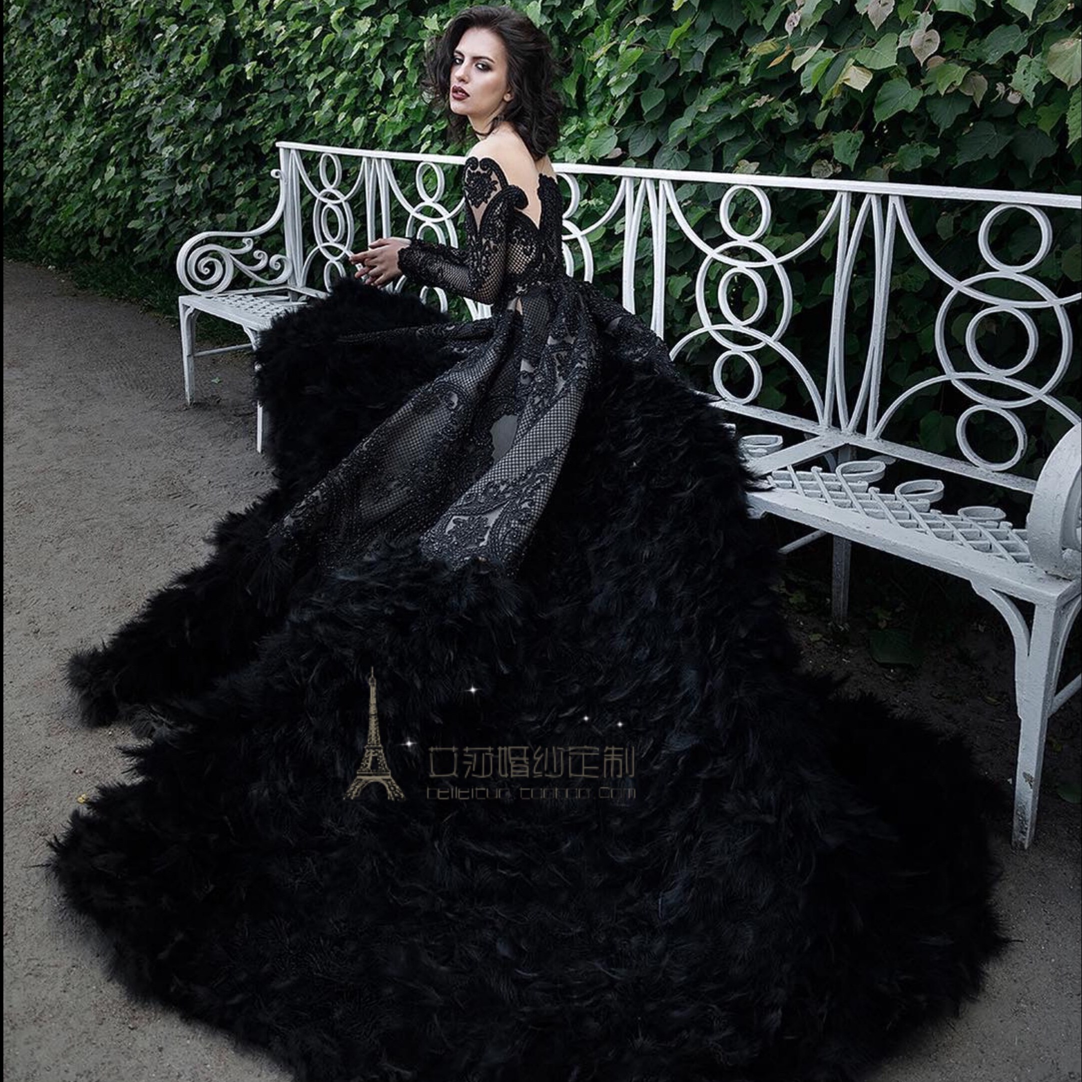 热销婚纱礼服 新娘 拖尾 奢华羽毛