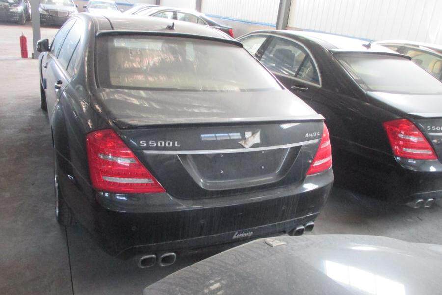 【第一次】大连海关罚没劳伦士轿车s500l