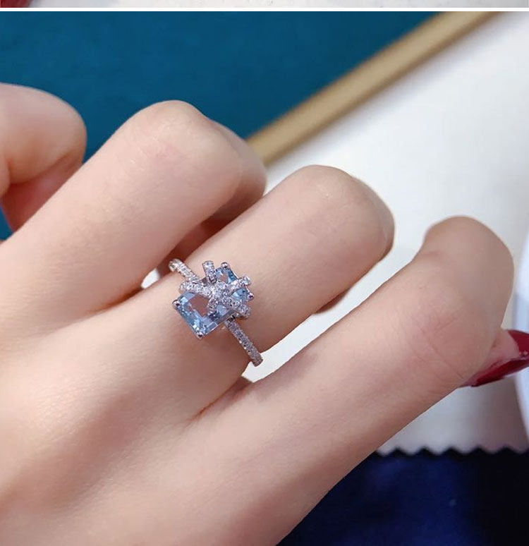 2020年新款18k白金钻石天然海蓝宝方形蝴蝶结戒指子指环生日礼物